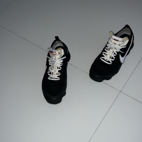 2017 off-White x Air VaporMax ‘The Ten’ size 9 - Picture 2 of 11